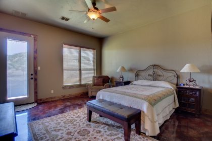 Venado-Springs-Guest-Retreat-Event-Hunting-Lodge-Texas-070