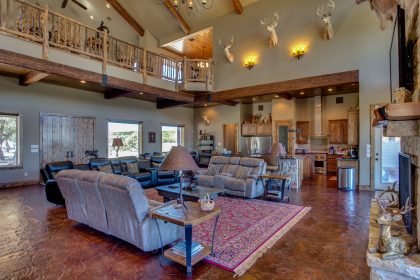 Venado-Springs-Guest-Retreat-Event-Hunting-Lodge-Texas-084