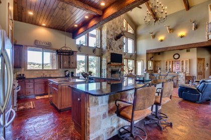 Venado-Springs-Guest-Retreat-Event-Hunting-Lodge-Texas-091