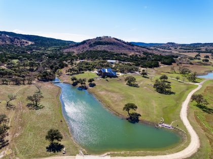 Venado-Springs-Texas-Family-Getaway-Business-Retreat-Hunting-Lodge-Camp-063